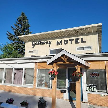 Gateway Motel ガナノクエ エクステリア 写真