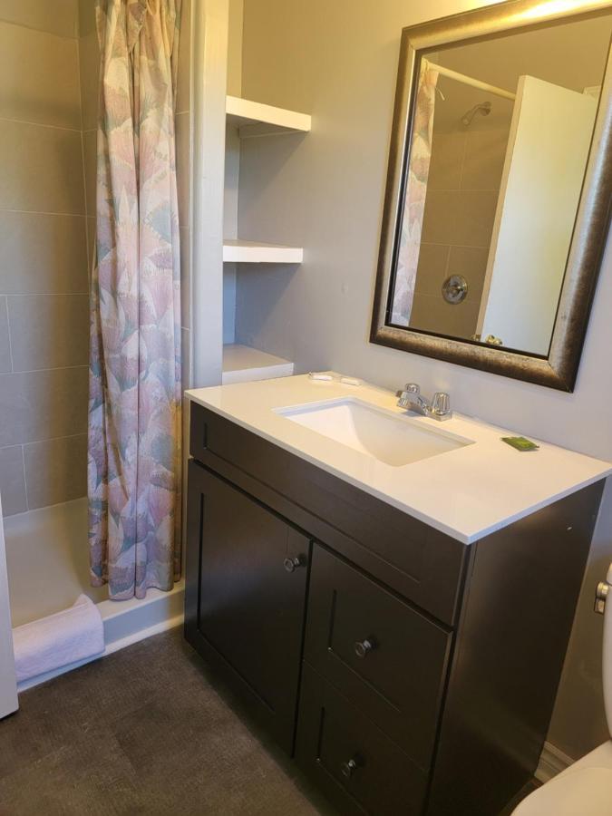 Gateway Motel ガナノクエ エクステリア 写真